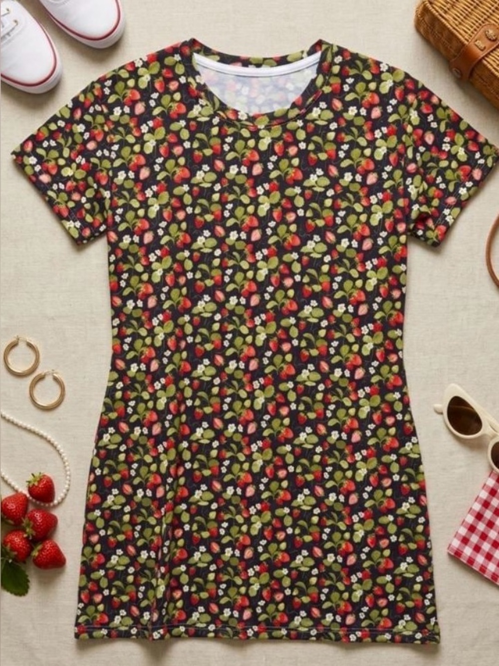 Cute Vintage Strawberry Print T-Shirt Dress Size M NWOT